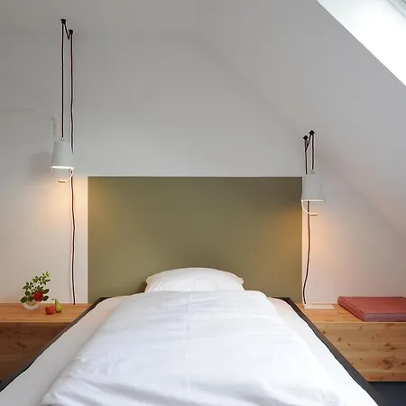 Seminar- Und Gaestehaus Burghof Отель Stauf